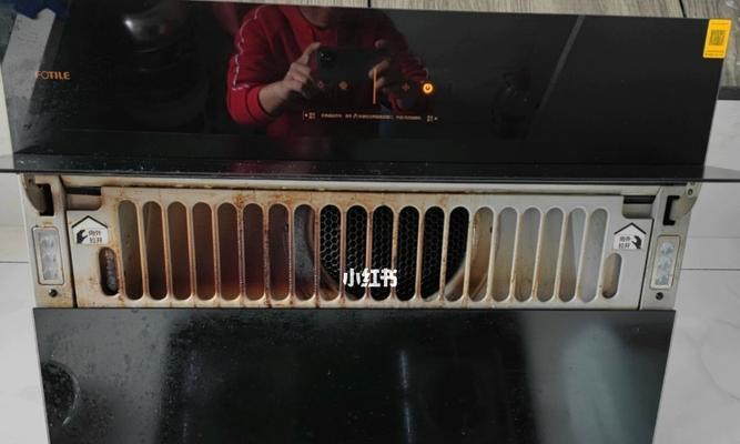 省时省力，轻松清洁万和吸油烟机的方法（以万和吸油烟机为例）