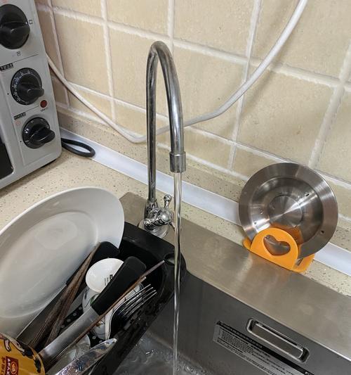净水器水流缓慢的原因及解决方法（探究净水器水流缓慢的背后原因）