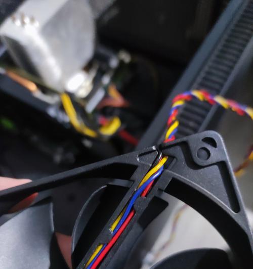 cpu的电源线怎么拔下来？安全拔线方法是什么？